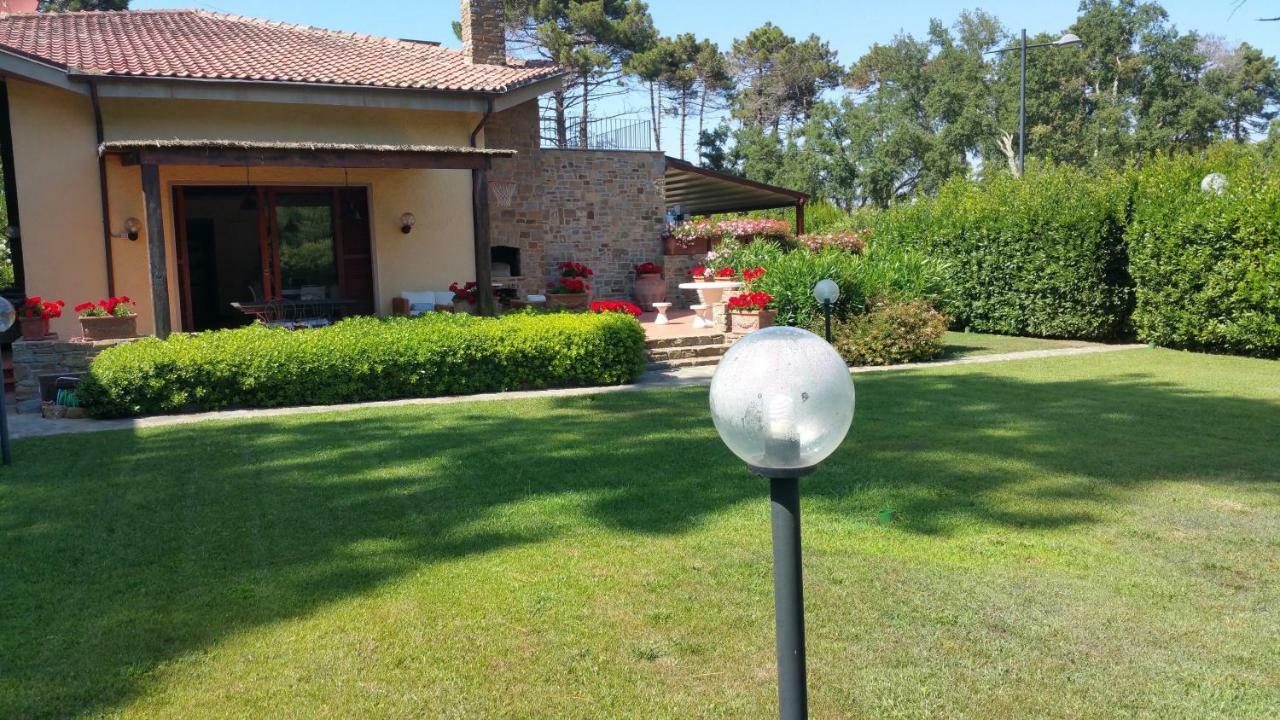 Villetta Punta Ala Luaran gambar